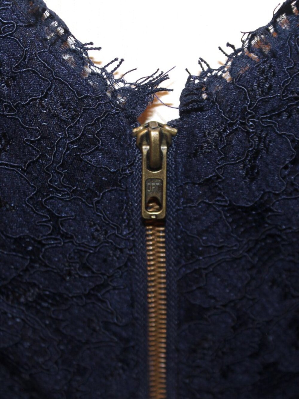 DVF Diane von Furstenberg Zarita Navy Blue Lace Dress Sz 4 - Picture 8 of 13